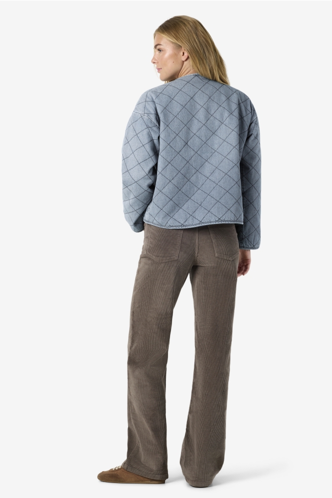 Noisy may blauwe dames vest | Model achteraanzicht