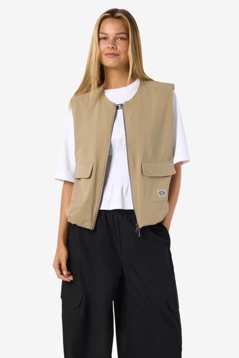 Noisy may camel dames jas | Model vooraanzicht