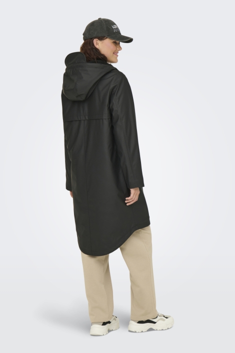 Only zwarte dames jas | Model achteraanzicht