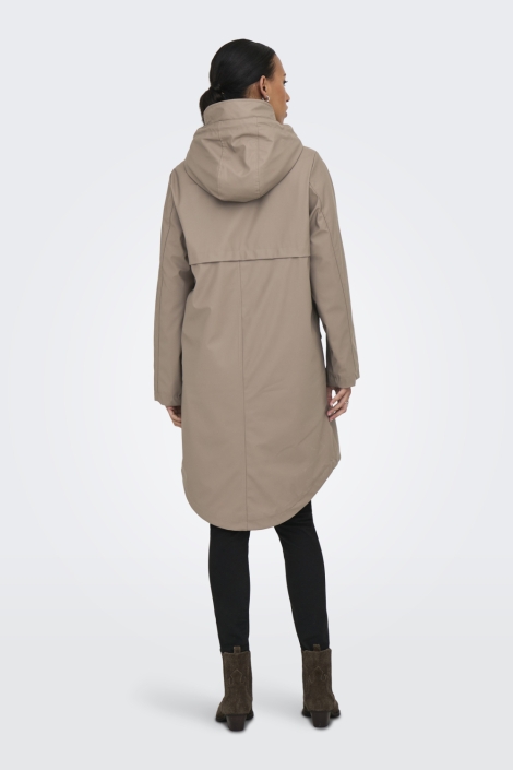 Only camel dames jas | Model achteraanzicht