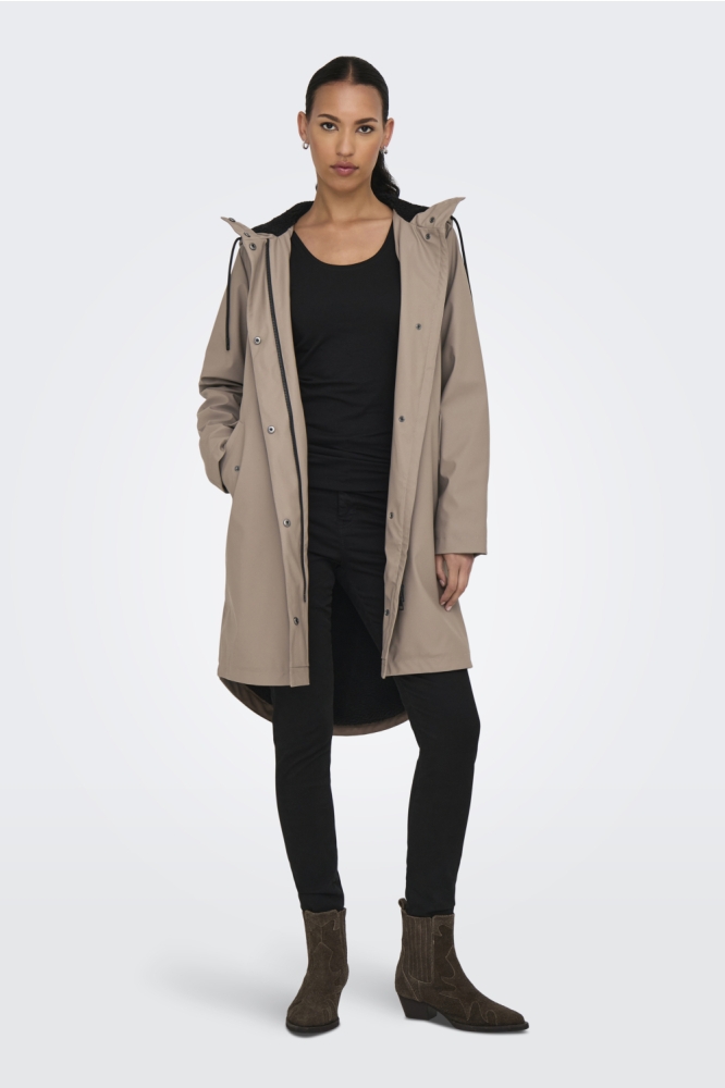 Only camel dames jas | Model vooraanzicht
