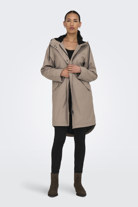 Only camel dames jas | Model vooraanzicht