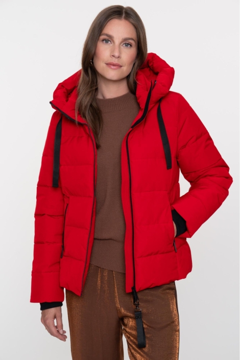 Geisha rode dames jas | Model vooraanzicht