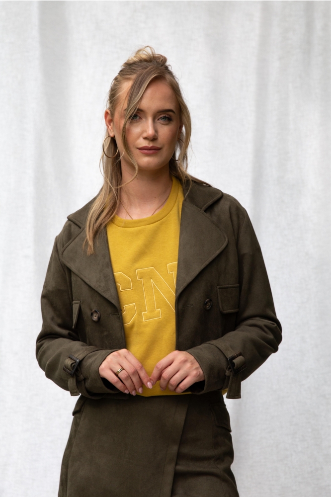 I-coni-K groene dames jas | Model vooraanzicht