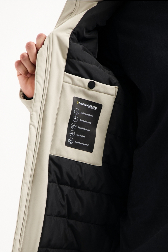 NO-EXCESS beige heren jas | Close up