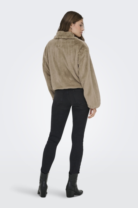 Only beige dames jas | Model achteraanzicht