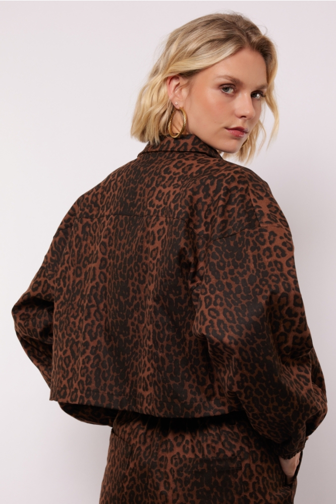 Fluresk bruine dames jas | Model achteraanzicht