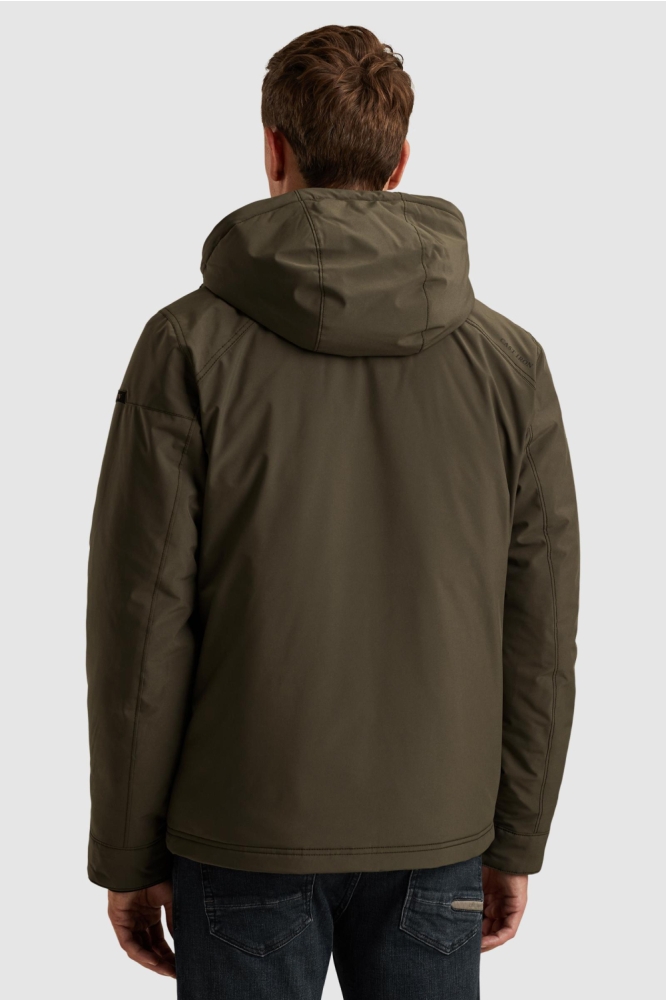 Cast Iron groene heren jas | Model achteraanzicht