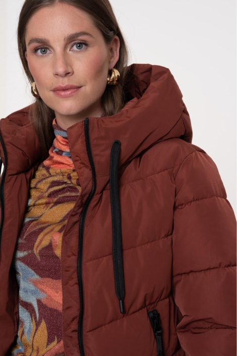 Geisha bruine dames jas | Close up