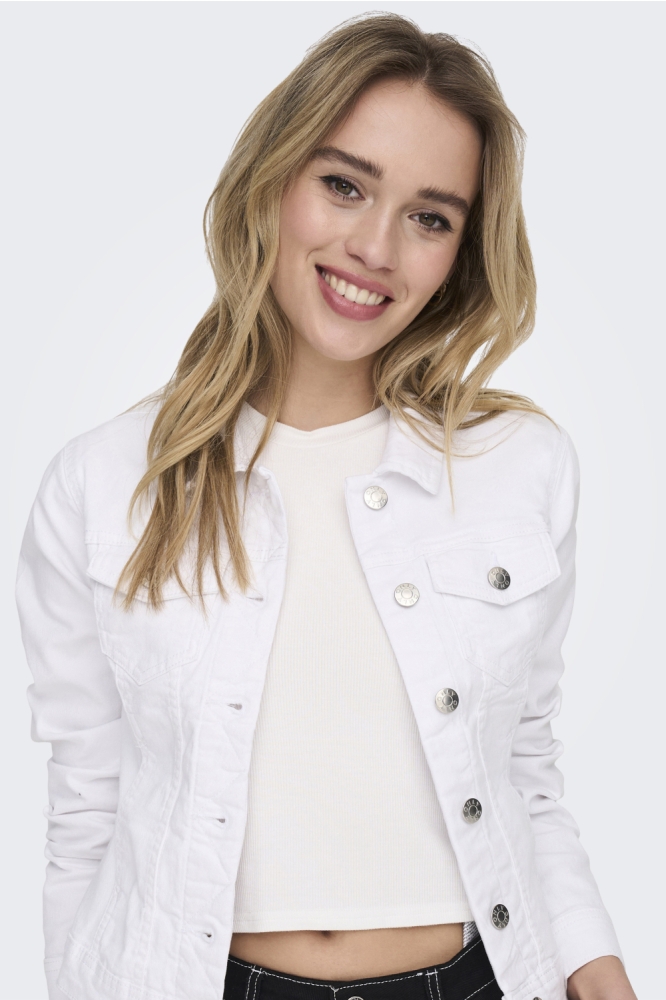 Only witte dames jas | Model vooraanzicht