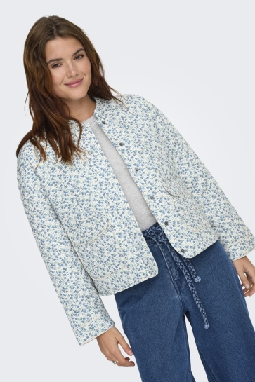 Only Jas ONLHALLIE QUILTED JACKET OTW NOOS 15328523 Cloud dancer/BLUE DITSY