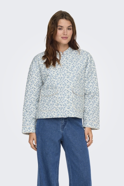 Only witte dames jas | Model vooraanzicht