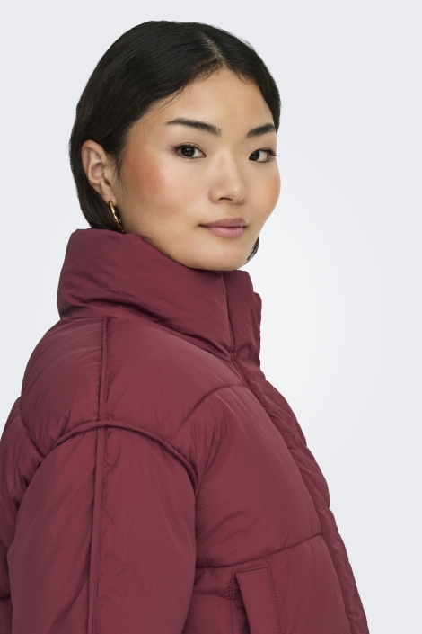 Only bordeaux dames jas | Model achteraanzicht