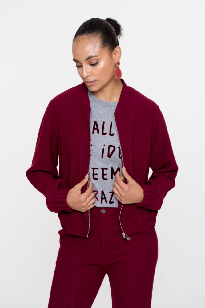 Geisha bordeaux dames vest | Model vooraanzicht