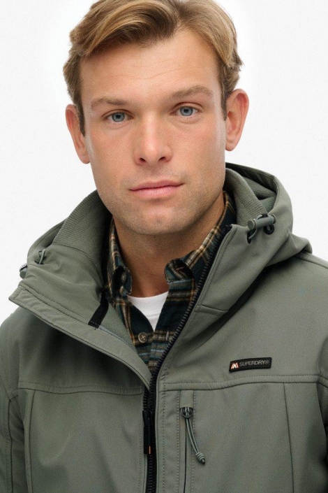 Superdry groene heren jas | Close up