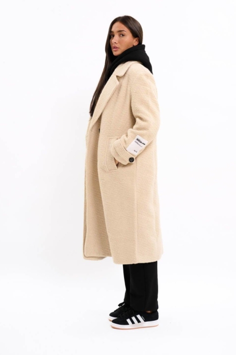Malelions beige dames jas | Model zijaanzicht
