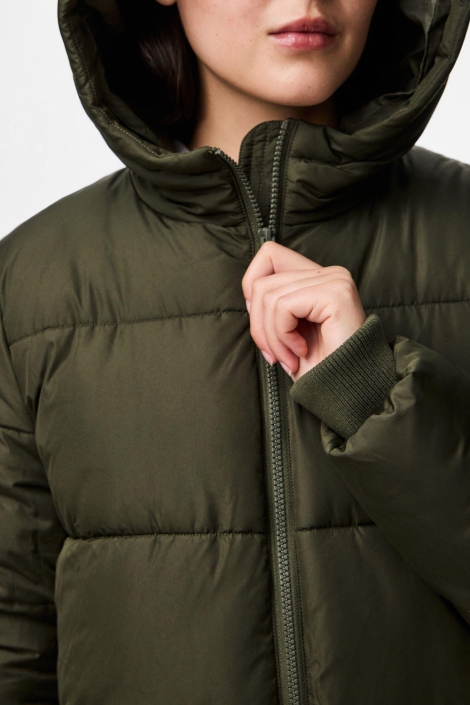 Pieces groene dames jas | Close up