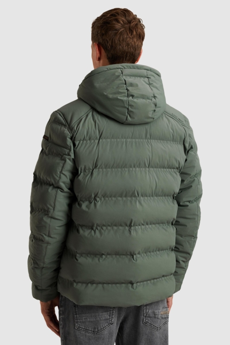 Cast Iron groene heren jas | Model achteraanzicht