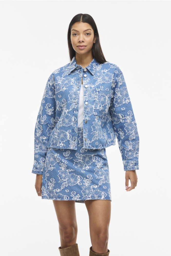 Vila blauwe dames jas | Model vooraanzicht