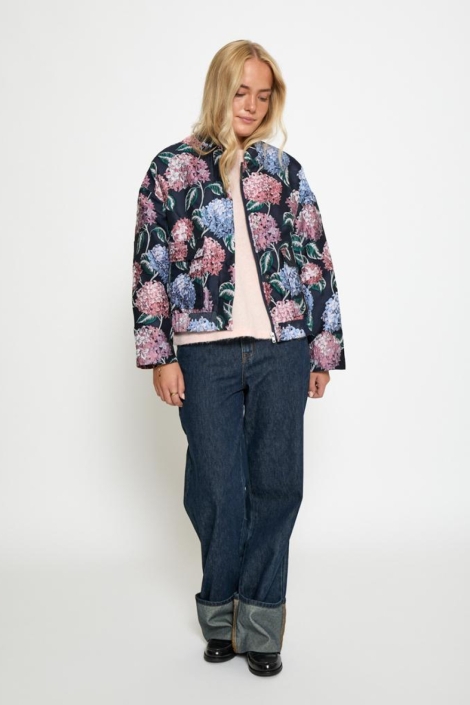 Peppercorn blauwe dames jas | Model