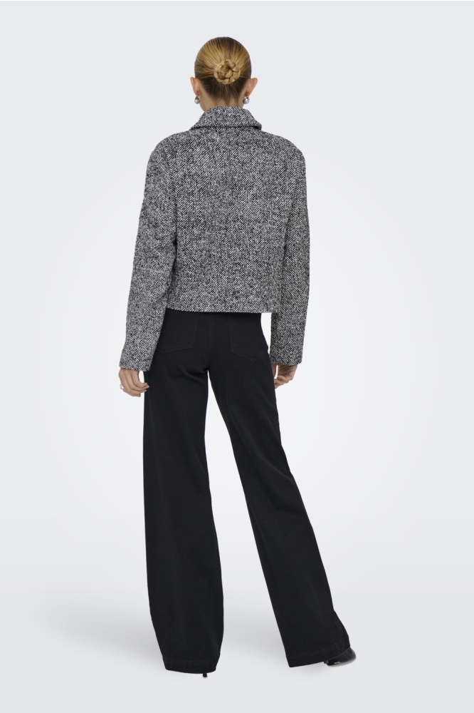 Jacqueline de Yong zwarte dames blazer | Model