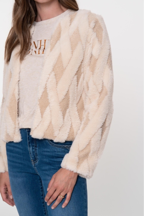 Geisha ecru dames vest | Model zijaanzicht