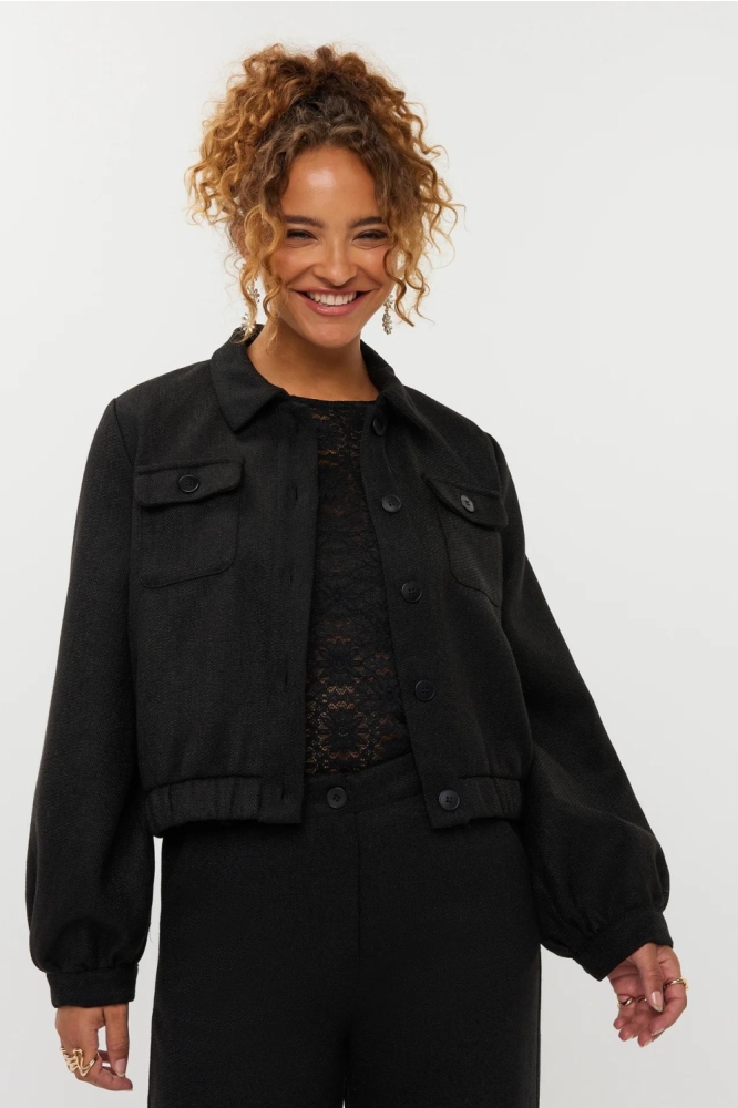 Ydence zwarte dames jas | Model