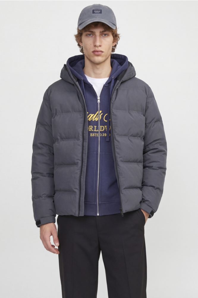 Jack & Jones grijze heren jas | Model vooraanzicht