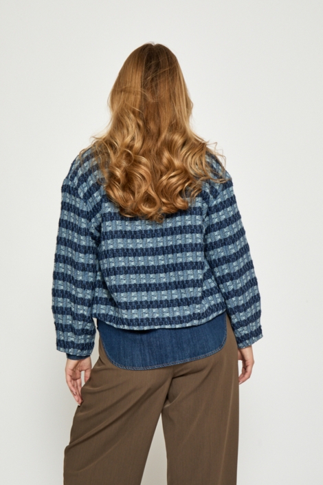 Peppercorn blauwe dames blazer | Model achteraanzicht