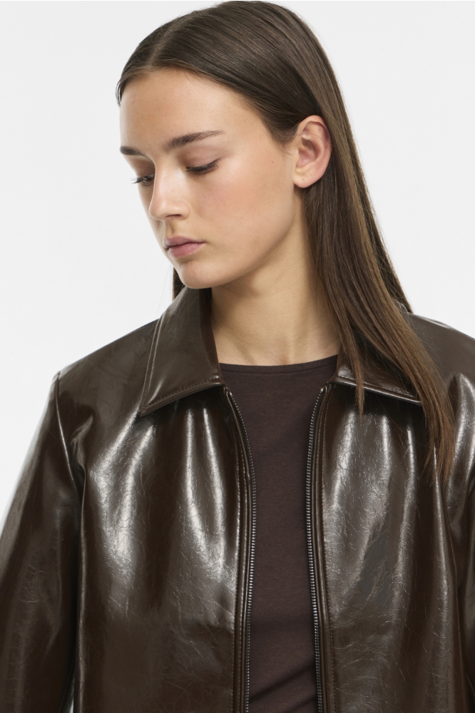 Vila bruine dames jas | Close up