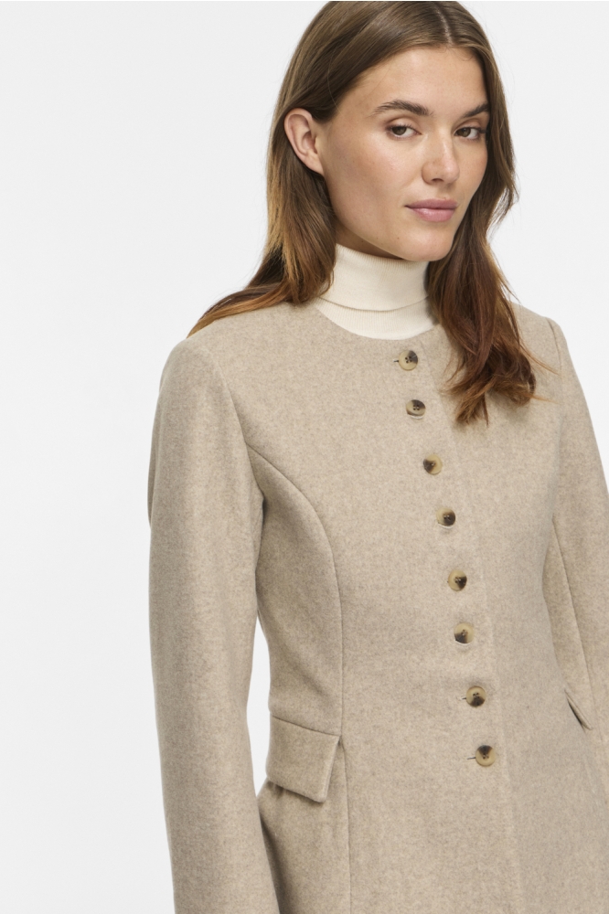 Vila beige dames jas | Model vooraanzicht