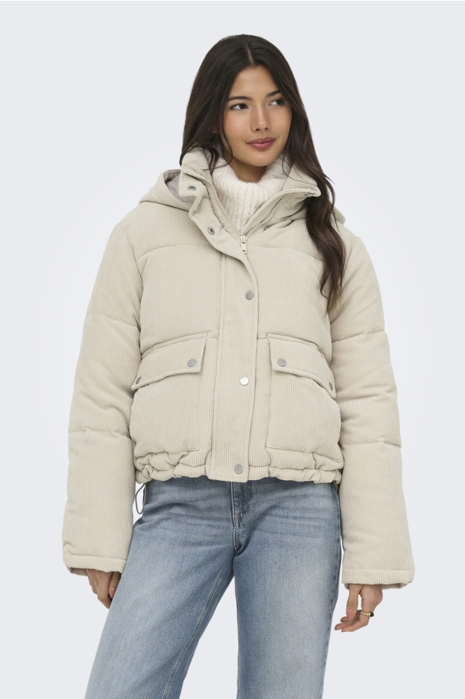 Only beige dames jas | Model vooraanzicht