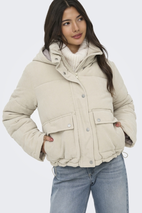 Only beige dames jas | Model vooraanzicht