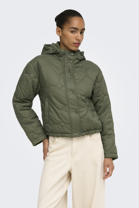 Only groene dames jas | Model vooraanzicht