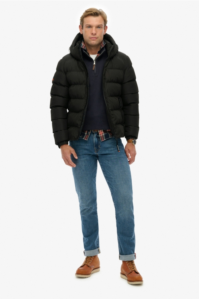 Superdry zwarte heren jas | Model