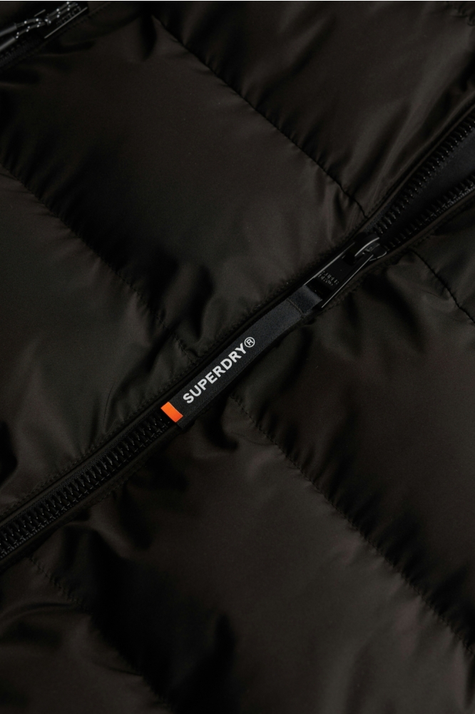 Superdry zwarte heren jas | Close up