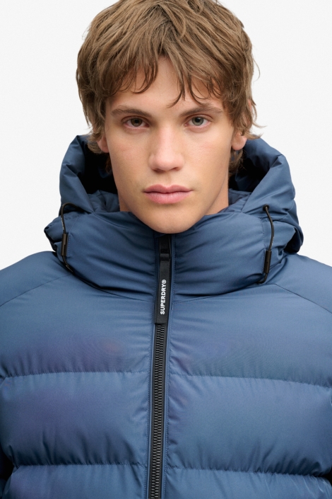 Superdry blauwe heren jas | Close up