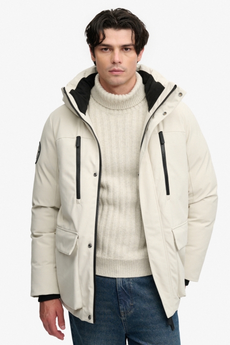 Superdry beige heren jas | Model vooraanzicht