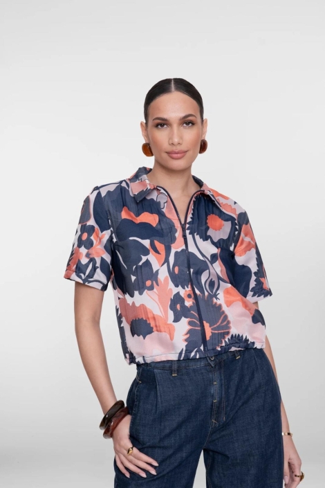 Geisha blauwe dames vest | Model vooraanzicht