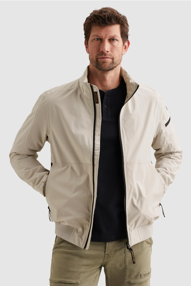 PME legend beige heren jas | Model zijaanzicht