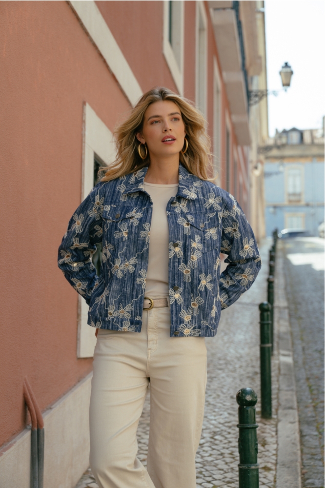 C&S The Label blauwe dames jas | Sfeerbeeld, In situatie