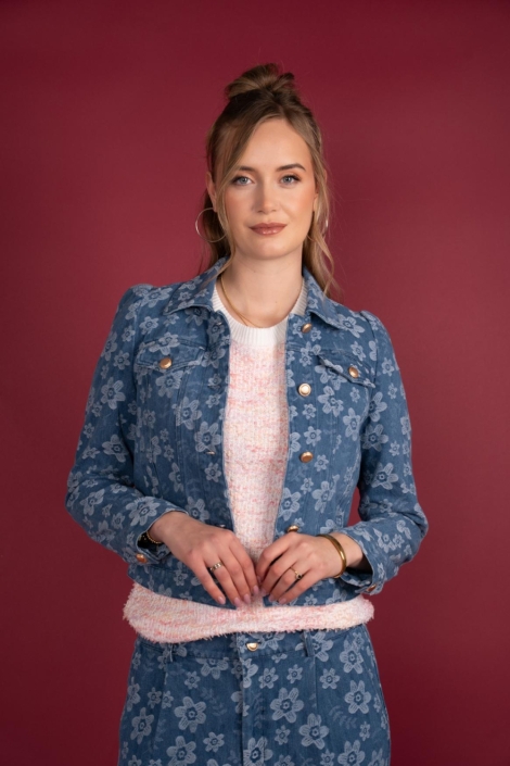 I-coni-K blauwe dames jas | Model vooraanzicht