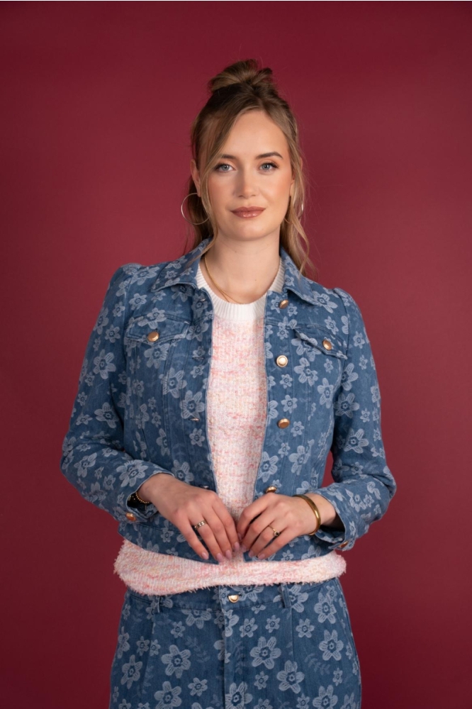 I-coni-K blauwe dames jas | Model vooraanzicht