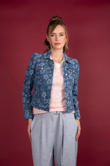 I-coni-K blauwe dames jas | Model vooraanzicht