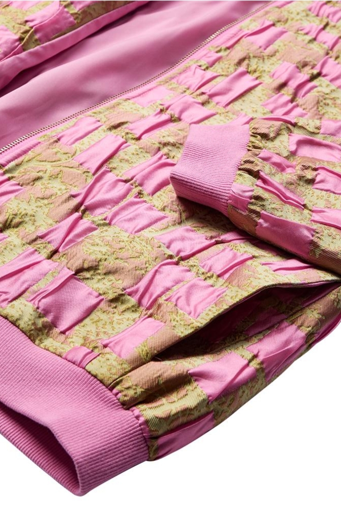 Freequent roze dames vest | Kleurstaal