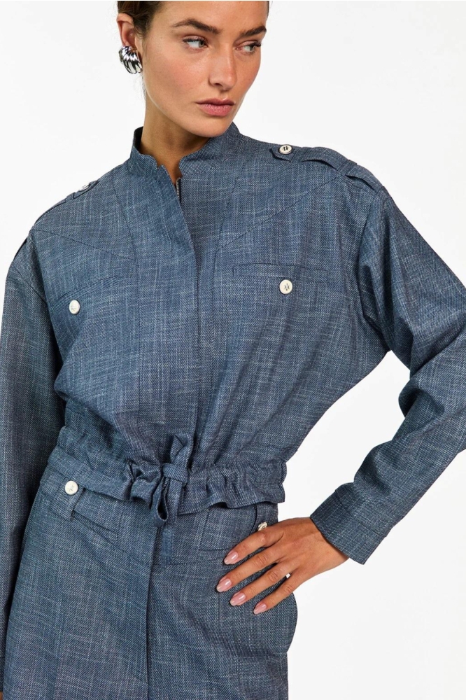 Aaiko blauwe dames jas | Close up