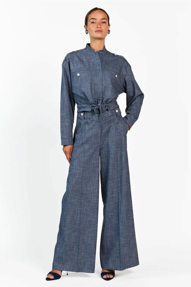 Aaiko blauwe dames jas | Model