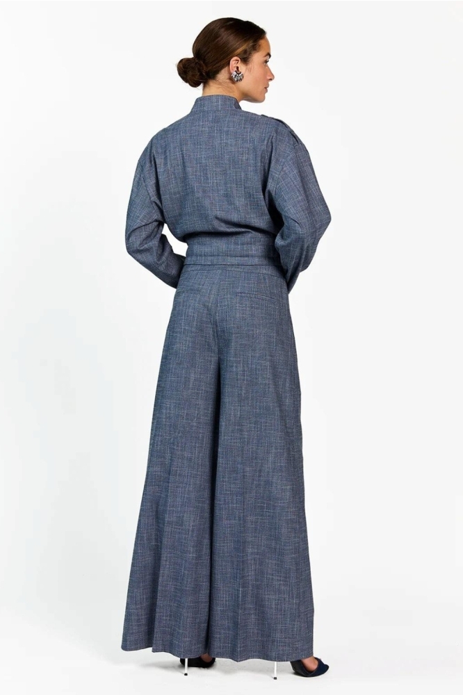 Aaiko blauwe dames jas | Model achteraanzicht