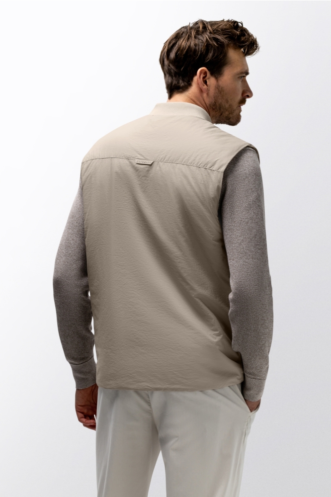 State of Art beige heren jas | Model achteraanzicht