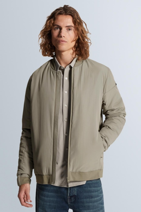 Cast Iron groene heren jas | Model vooraanzicht